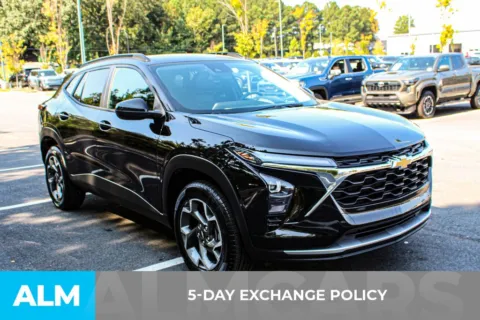 More photos of 2024 Chevrolet Trax LT at ALM Mall of Georgia, GA