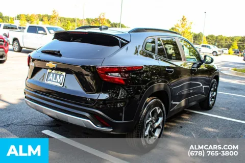 More photos of 2024 Chevrolet Trax LT at ALM Mall of Georgia, GA