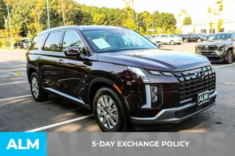 More photos of 2024 Hyundai Palisade SEL at ALM Mall of Georgia, GA
