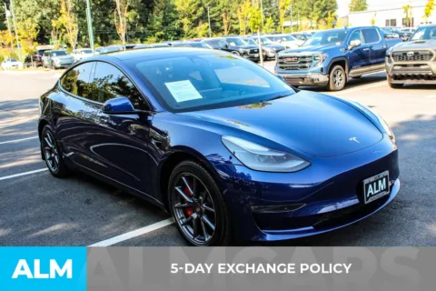 More photos of 2022 Tesla Model 3 at ALM Mall of Georgia, GA