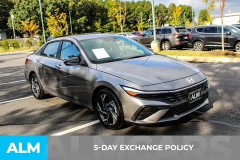 More photos of 2025 Hyundai Elantra SEL Sport at ALM Mall of Georgia, GA