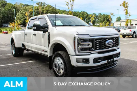 More photos of 2024 Ford F-450SD Platinum at ALM Mall of Georgia, GA