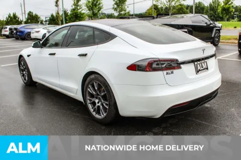 More photos of 2022 Tesla Model S at ALM Mall of Georgia, GA