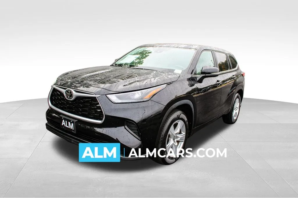 Blue 2023 Toyota Highlander L for sale in Buford, GA