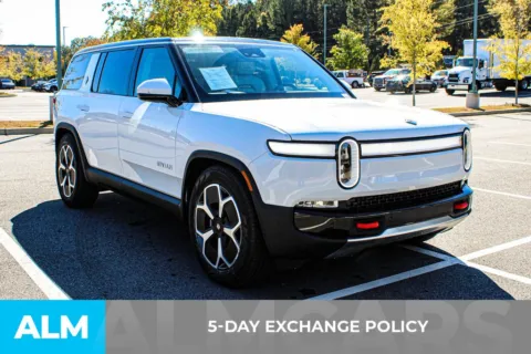 More photos of 2024 Rivian R1S Adventure at ALM Mall of Georgia, GA