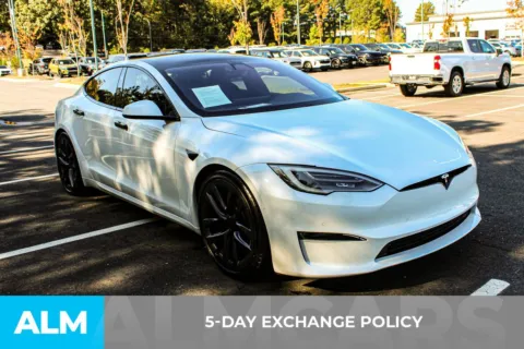 More photos of 2021 Tesla Model S Plaid at ALM Mall of Georgia, GA