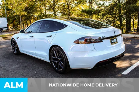 More photos of 2021 Tesla Model S Plaid at ALM Mall of Georgia, GA