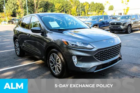 More photos of 2022 Ford Escape SEL at ALM Mall of Georgia, GA
