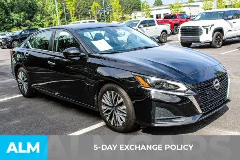 More photos of 2023 Nissan Altima 2.5 SV at ALM Mall of Georgia, GA