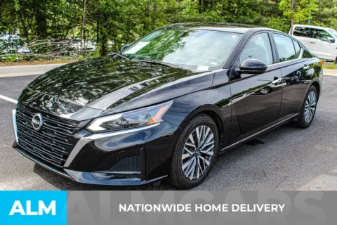 More photos of 2023 Nissan Altima 2.5 SV at ALM Mall of Georgia, GA