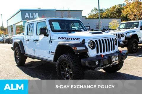 More photos of 2023 Jeep Gladiator Mojave at ALM Mall of Georgia, GA
