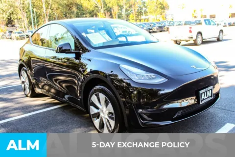 More photos of 2021 Tesla Model Y Standard Range at ALM Mall of Georgia, GA