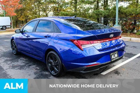More photos of 2023 Hyundai Elantra Hybrid Blue at ALM Mall of Georgia, GA