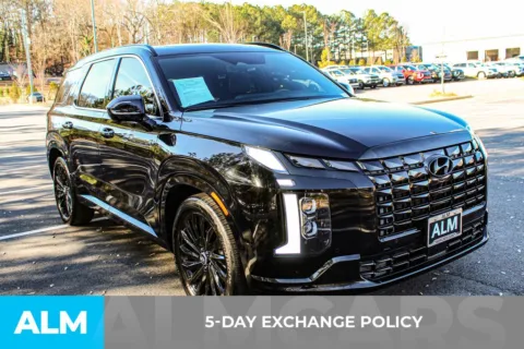 More photos of 2024 Hyundai Palisade Calligraphy Night Edition at ALM Mall of Georgia, GA