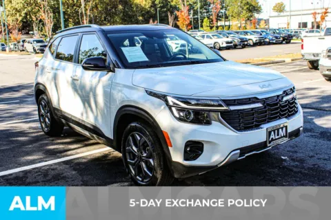 More photos of 2024 Kia Seltos S at ALM Mall of Georgia, GA