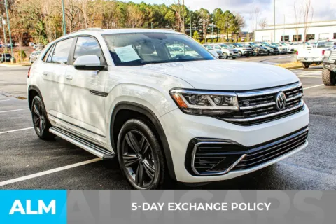 More photos of 2021 Volkswagen Atlas Cross Sport 3.6L V6 SE w/Technology R-Line at ALM Mall of Georgia, GA