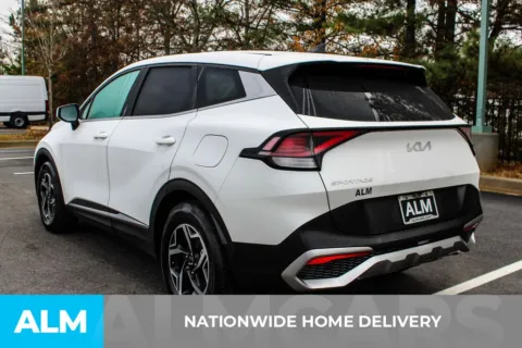 More photos of 2024 Kia Sportage LX at ALM Mall of Georgia, GA