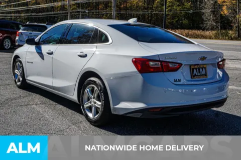 More photos of 2024 Chevrolet Malibu LT at ALM Marietta, GA