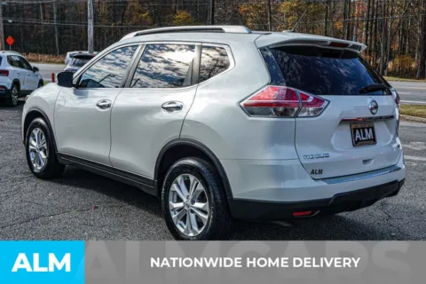 More photos of 2016 Nissan Rogue SV at ALM Marietta, GA