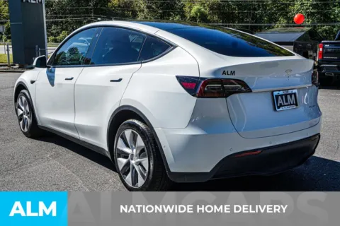 More photos of 2022 Tesla Model Y Long Range at ALM Marietta, GA