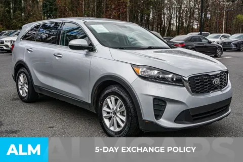 More photos of 2019 Kia Sorento L at ALM Marietta, GA