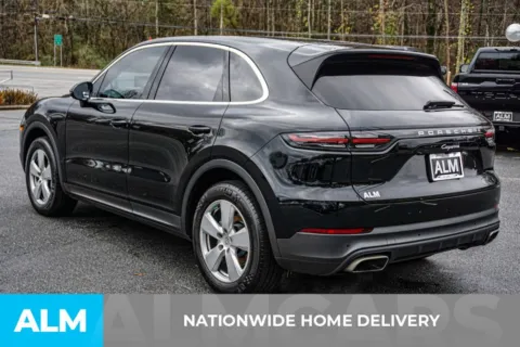 More photos of 2022 Porsche Cayenne at ALM Marietta, GA