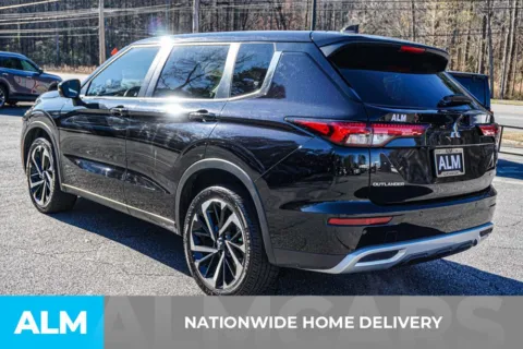 More photos of 2024 Mitsubishi Outlander SE at ALM Marietta, GA