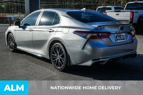 More photos of 2023 Toyota Camry SE at ALM Marietta, GA
