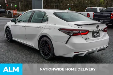 More photos of 2024 Toyota Camry SE at ALM Marietta, GA