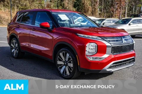 More photos of 2025 Mitsubishi Outlander SE at ALM Marietta, GA