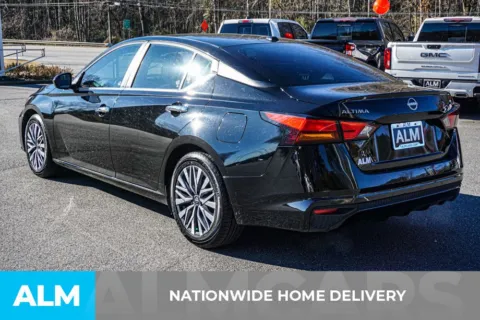More photos of 2023 Nissan Altima 2.5 SV at ALM Marietta, GA