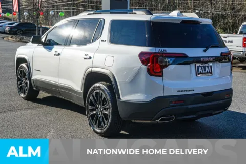 More photos of 2022 GMC Acadia SLT at ALM Marietta, GA