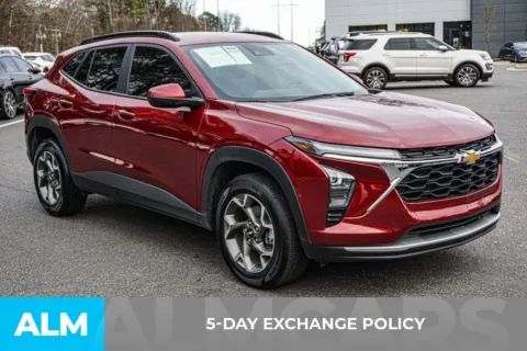 More photos of 2025 Chevrolet Trax LT at ALM Marietta, GA