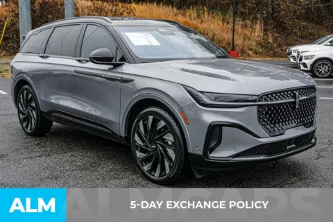 More photos of 2024 Lincoln Nautilus Reserve at ALM Marietta, GA