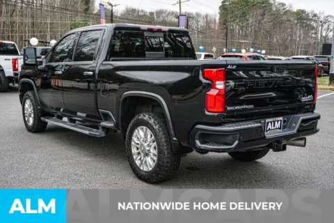 More photos of 2022 Chevrolet Silverado 2500HD High Country at ALM Marietta, GA