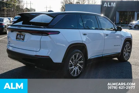 More photos of 2025 Jeep Wagoneer S Limited at ALM Marietta, GA