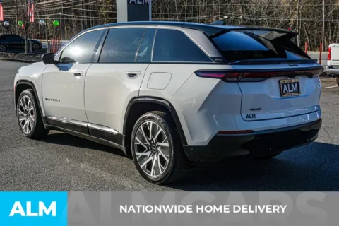 More photos of 2025 Jeep Wagoneer S Limited at ALM Marietta, GA