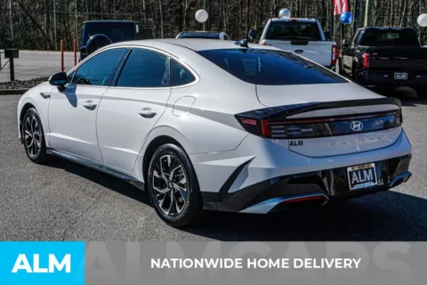 More photos of 2025 Hyundai Sonata SEL at ALM Marietta, GA