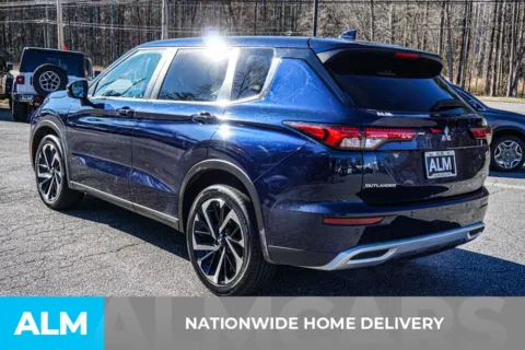 More photos of 2024 Mitsubishi Outlander SE at ALM Marietta, GA