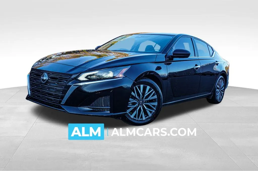 2024 Nissan Altima SV