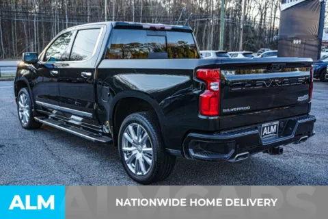 More photos of 2022 Chevrolet Silverado 1500 High Country at ALM Marietta, GA
