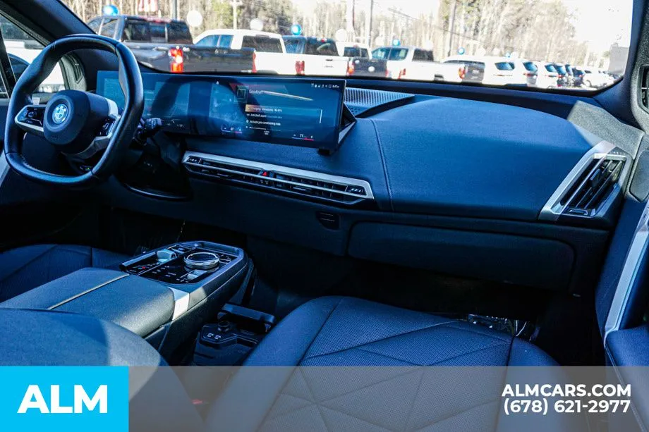 2023 BMW iX Base - Photo 24