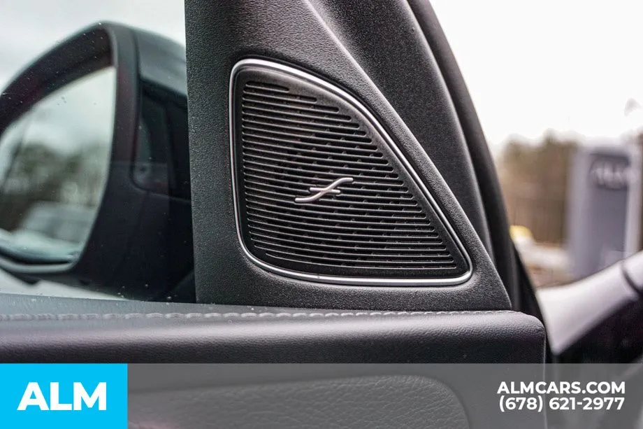 2024 Mercedes-Benz C-Class Sedan C 300 - Photo 52