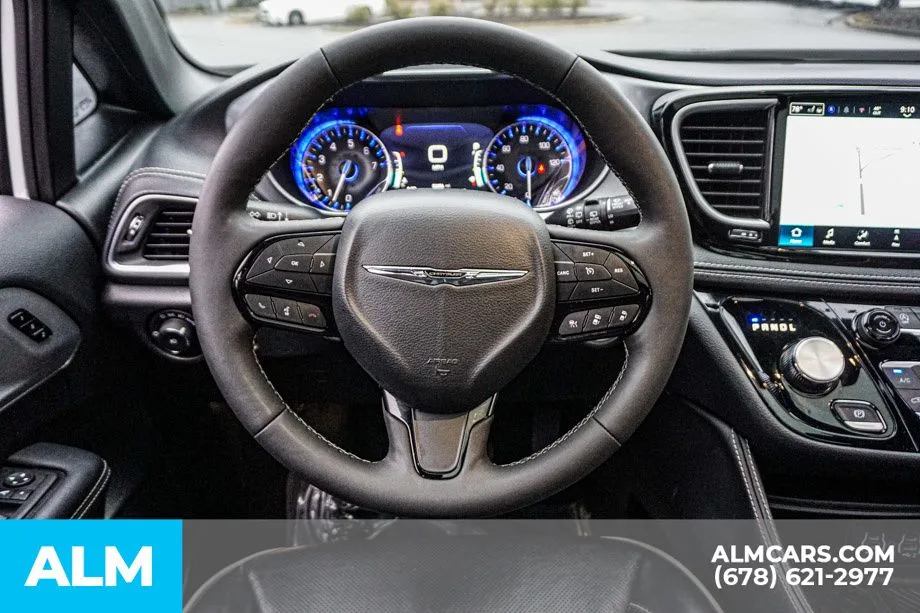 2025 Chrysler Pacifica Limited - Photo 31