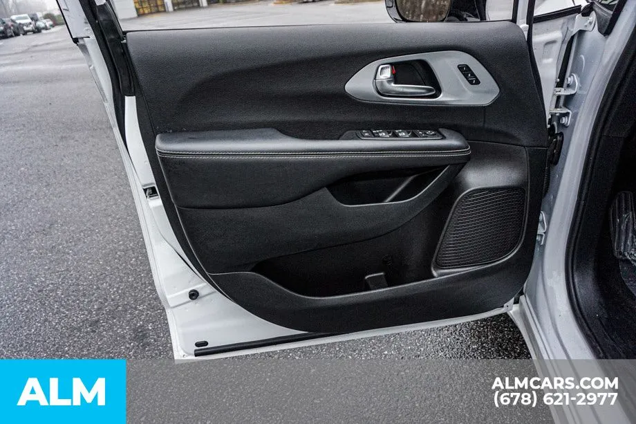 2025 Chrysler Pacifica Limited - Photo 55