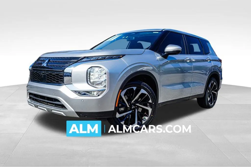 Silver 2024 Mitsubishi Outlander SE for sale in Marietta, GA