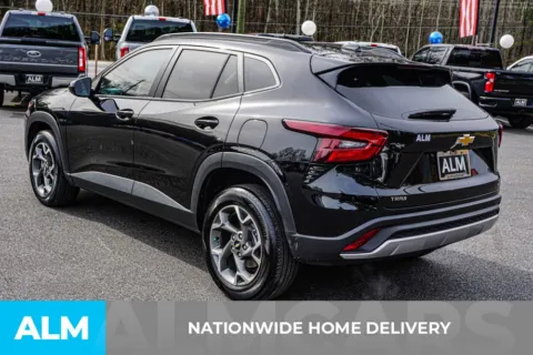 More photos of 2025 Chevrolet Trax LT at ALM Marietta, GA