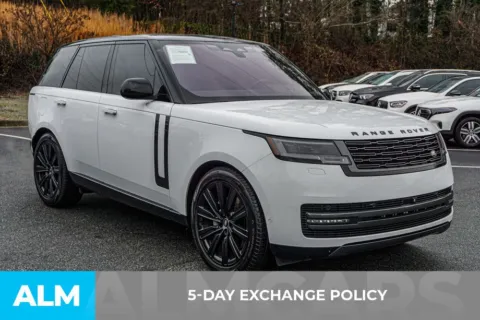 More photos of 2023 Land Rover Range Rover SE at ALM Marietta, GA