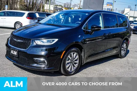 Another view of 2024 Chrysler Pacifica Hybrid Select for sale in Marietta, GA at ALM Marietta
