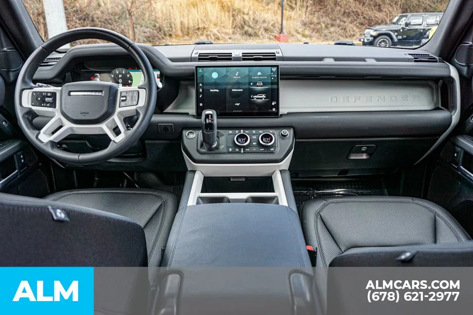 2025 Land Rover Defender S - Photo 27